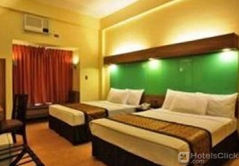 Microtel By Wyndham Acropolis Pasig City Exterior photo